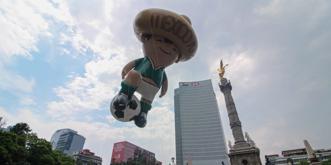 Desfile con motivo del Mundial en la Ciudad de México.