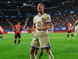 Robert Lewandowski festeja su gol ante el Osasuna.