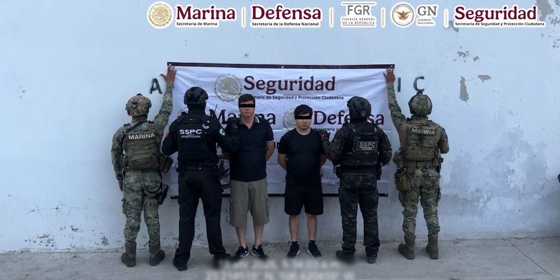 Detienen a dos de la facción "Los Chapitos" en Mazatlán, Sinaloa.