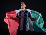Santiago Giménez en el Porto