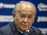 Billy Álvarez en una conferencia cuando era presidente de Cruz Azul.