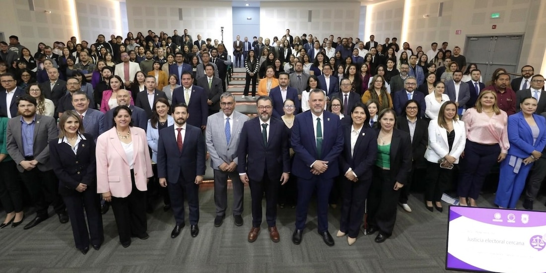 Autoridades de justicia y educativas en México.