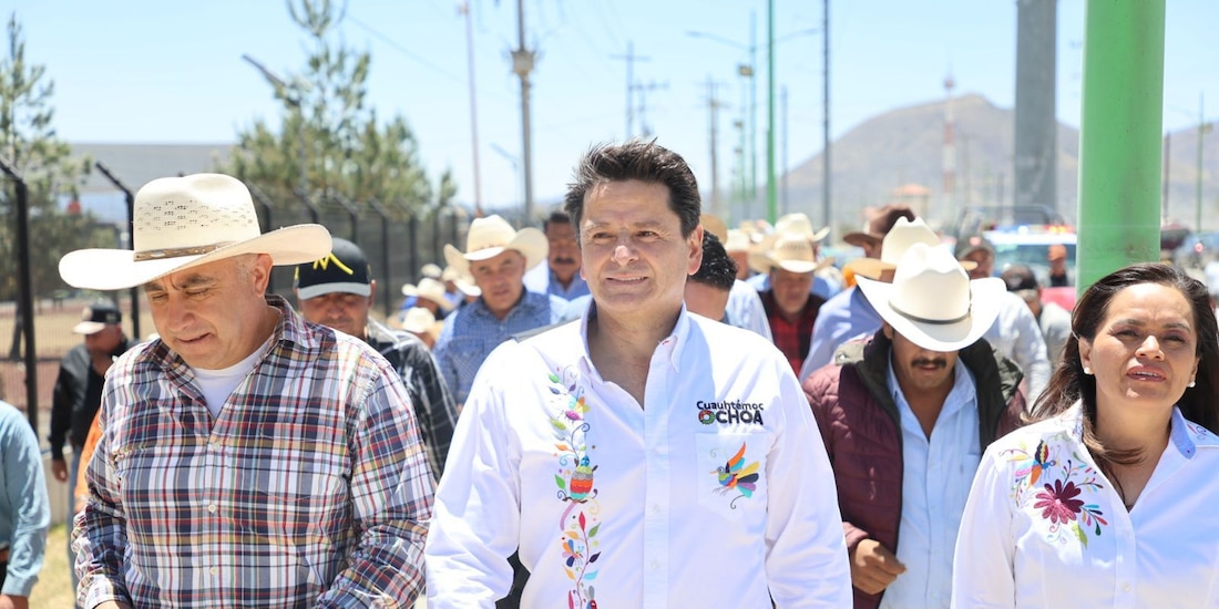 El senador Cuauhtémoc Ochoa encabezó el diálogo entre cebaderos y la industria cervecera.