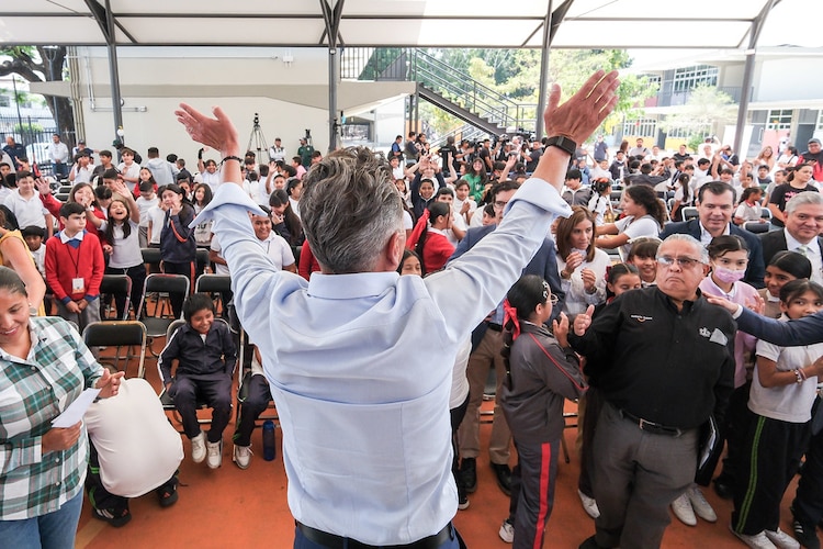 Con una inversión en movilidad y educación, Jalisco busca reducir la deserción escolar mediante el programa de pasajes gratuitos para infantes.