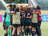 Jugadoras de la Selección Mexicana Femenil Sub 17 festejan tras la obtención de su pase al Mundial de la India 2022.
