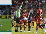 Omar Mendoza tocó los glúteos de Juan Zapata en el partido pendiente de la Fecha 5 de la Liga MX entre Querétaro y Atlas.