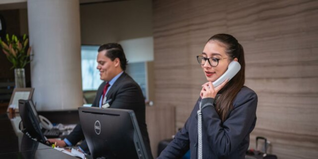 Trabajadores del sector turismo en México.
