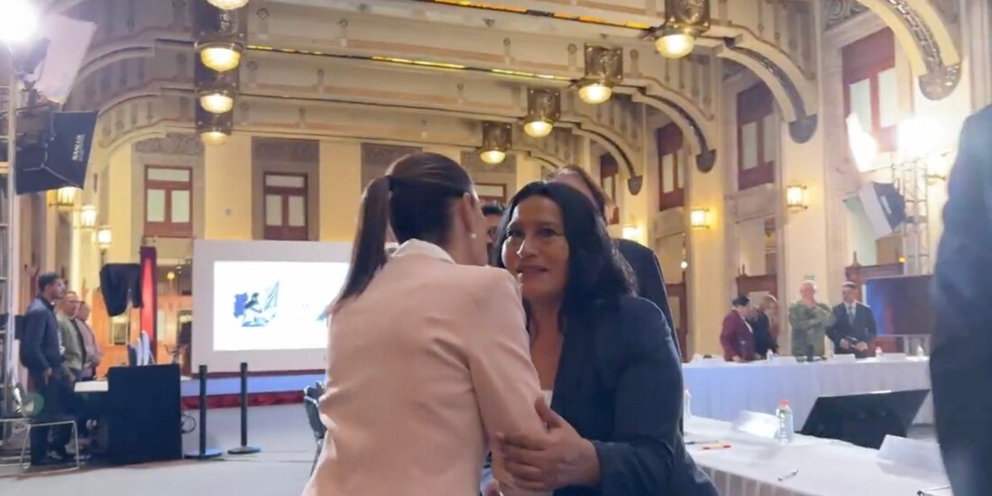Reconstrucción de Acapulco se hará con fuerza y corazón: Abelina López tras reunión con Claudia Sheinbaum.