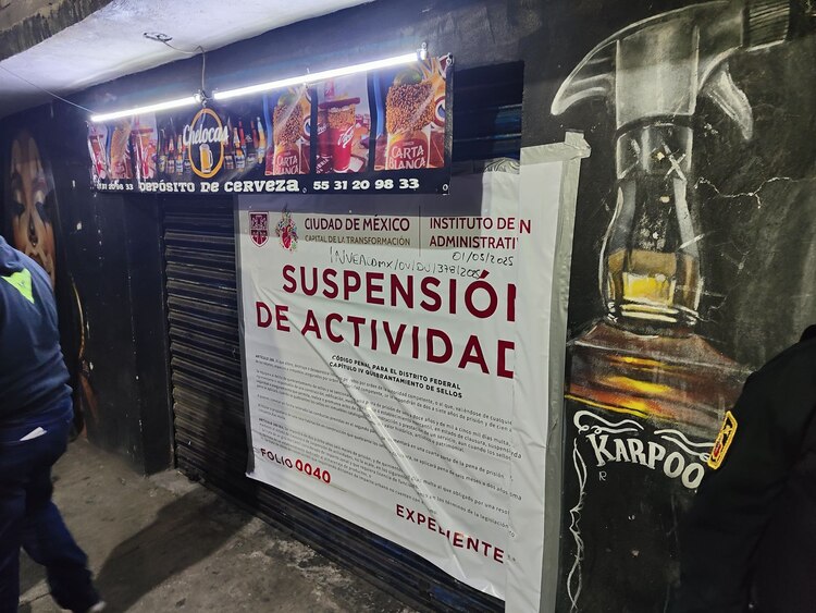 Suspenden 37 chelerías más en la Ciudad de México,
