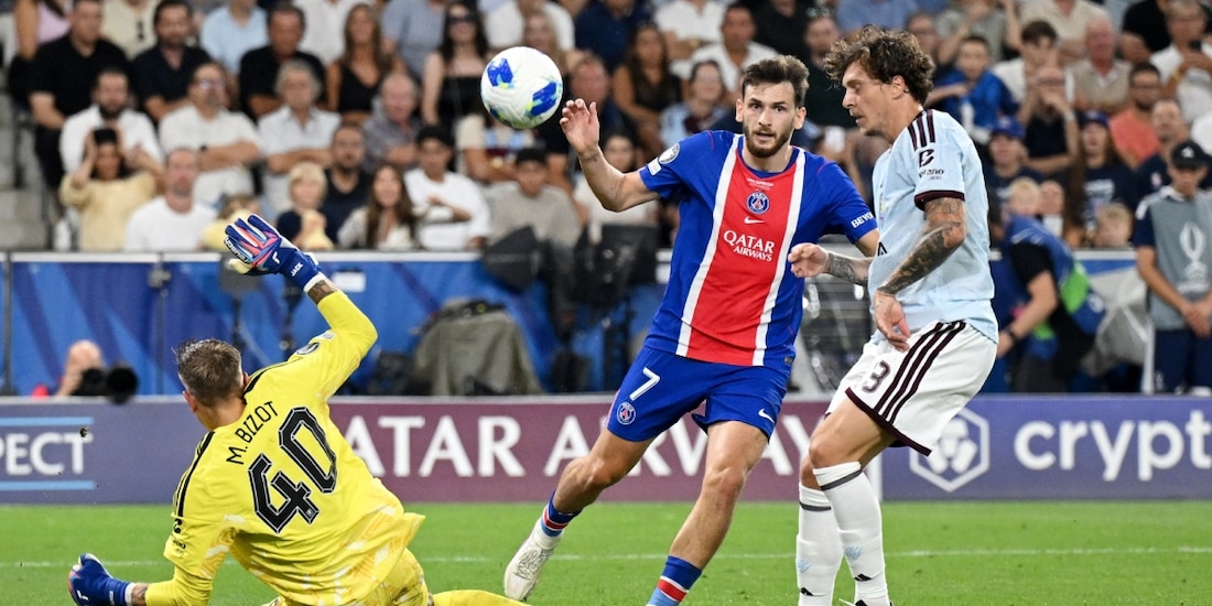 Una acción del PSG ante el Aston Villa en la Supercopa de Europa