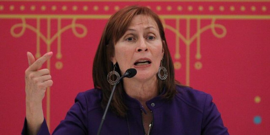 La Concanaco reconoció la labor de Tatiana Clouthier como secretaria de Economía.