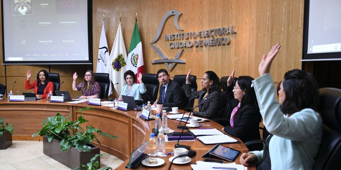 Consejo General del IECM durante la aprobación del Proyecto de Presupuesto 2025, ayer.