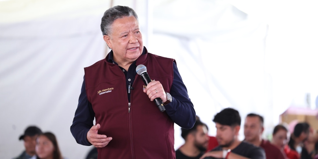 Julio Menchaca destaca los resultados de la transformación con obra y bienestar social.
