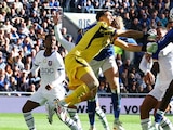 El portero del Chelsea durante una acción contra el Everton.