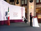 LA PRESIDENTA, ayer, en el estreno de nuevo set para las mañaneras