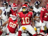 Isiah Pacheco, running back de los Kansas City Chiefs, celebra una anotación en el duelo de la Semana 1 de la NFL contra los Baltimore Ravens.