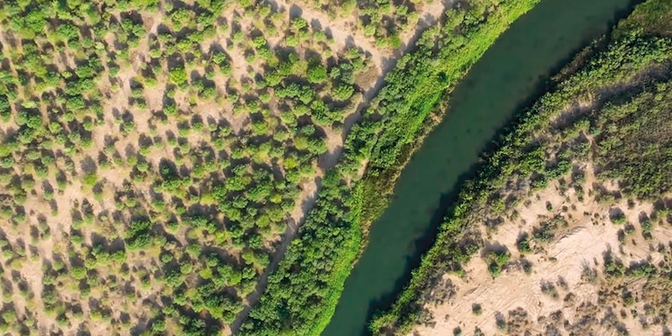 3- Vista del sitio que es protegido por Heineken y Restauremos El Colorado