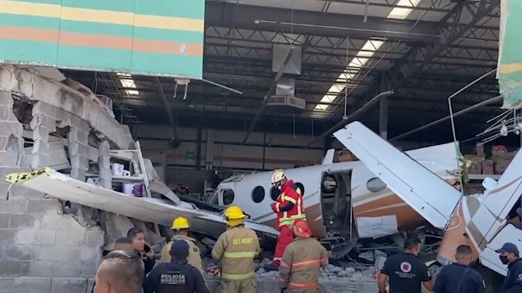 Un día como hoy, una avioneta de modelo King Air se estrella contra un supermercado, ocasionando 3 muertes y 4 lesionados.