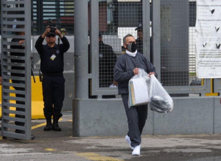 Israel Vallarta Cisneros tras salir del penal de Almoloya de Juárez, el pasado 1 de agosto.
