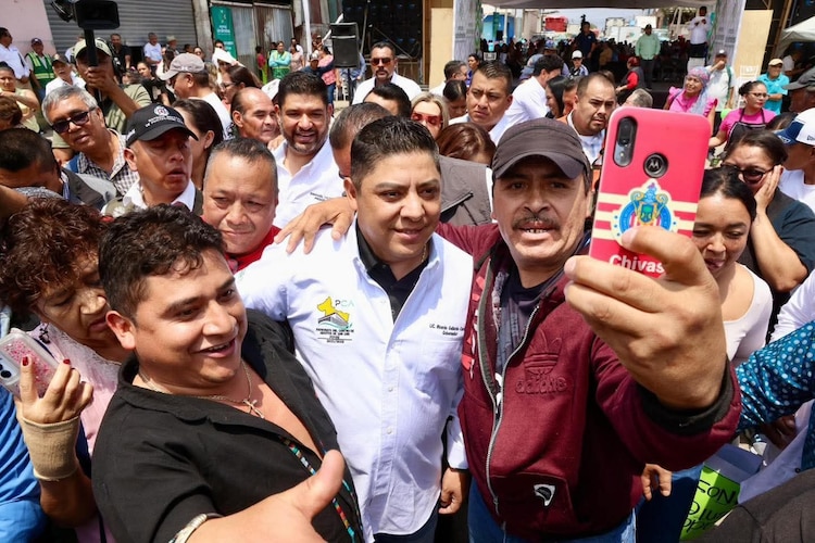 El sector minorista en el estado registró un incremento del 6.5 por ciento en el pago promedio a sus trabajadores.