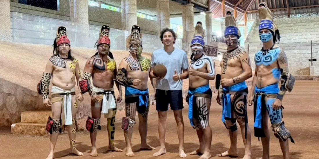 Memo Ochoa sorprende con sus habilidades en el juego de pelota