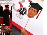 EL ÍDOLO DE MÉXICO TERMINÓ SUS ESTUDIOS