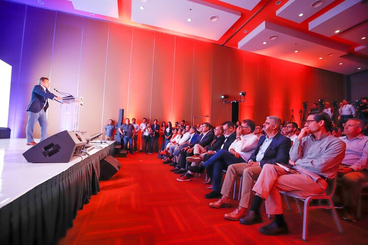El agua será una prioridad para el gobierno de Lemus.