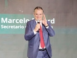 Marcelo Ebrard, titular de la Secretaría de Economía, en el oro Construyendo Oportunidades, ayer.
