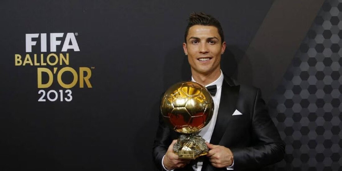 Cristiano Ronaldo, actual delantero del Al-Nassar de Arabia Saudita, ganó el Balón de Oro en la edición de 2013