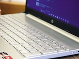 Es importante usar un cargador adecuado para tu computadora portátil.