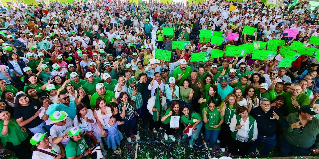 Más de 10 mil personas respaldan la toma de protesta del nuevo comité en Rioverde.