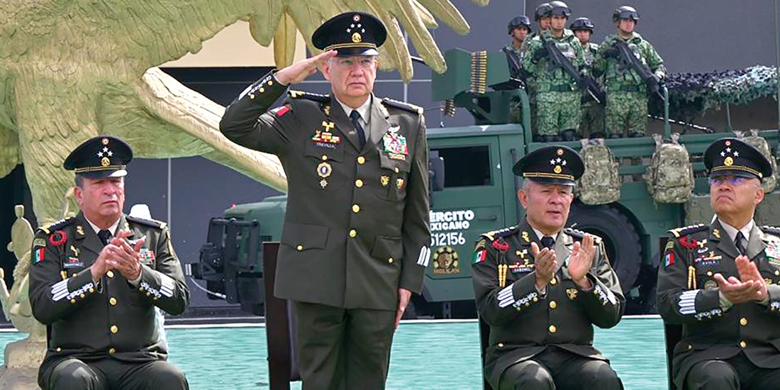EL GENERAL Trevilla, ayer, en el 205 aniversario de la Secretaría de Guerra