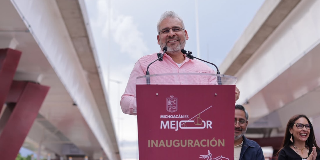 Alfredo Ramírez Bedolla, gobernador constitucional.