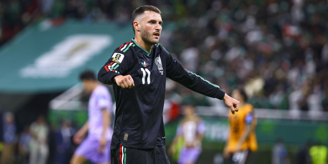 Santiago Giménez realizó su debut en un Mundial ante Corea del Sur en Guadalajara.