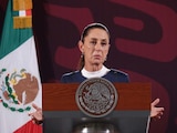 CIUDAD DE MÉXICO, 10JUNIO2024.- Claudia Sheinbaum, presidenta electa por la presidencia de la República, ofreció una conferencia de prensa después de reunirse con Andrés Manuel López Obrador, presidente de México, en el Salón de Tesorería en Palacio Nacional.
FOTO: GRACIELA LÓPEZ /CUARTOSCURO.COM