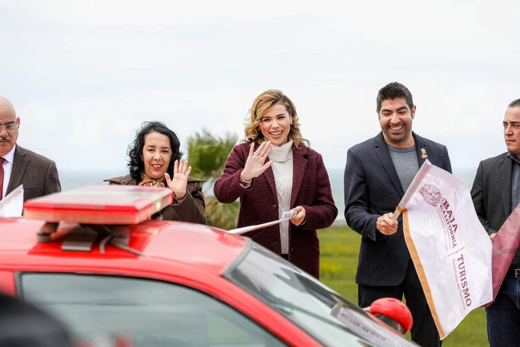 La gobernadora de Baja California encabezó el Banderazo Estatal de Inicio del Operativo Vacacional "Semana Santa 2023"