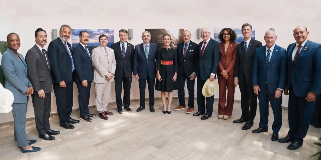 Claudia Sheinbaum sostiene reunión con delegación bipartidista de senadores y congresistas de EU.