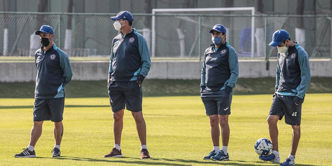 Cruz Azul suma otro caso de coronavirus en su plantilla del Primer Equipo.