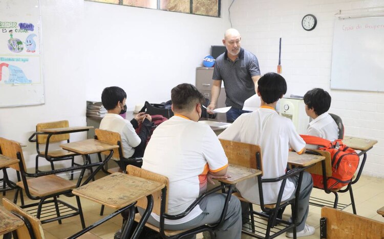 Alumnos de secundaria.