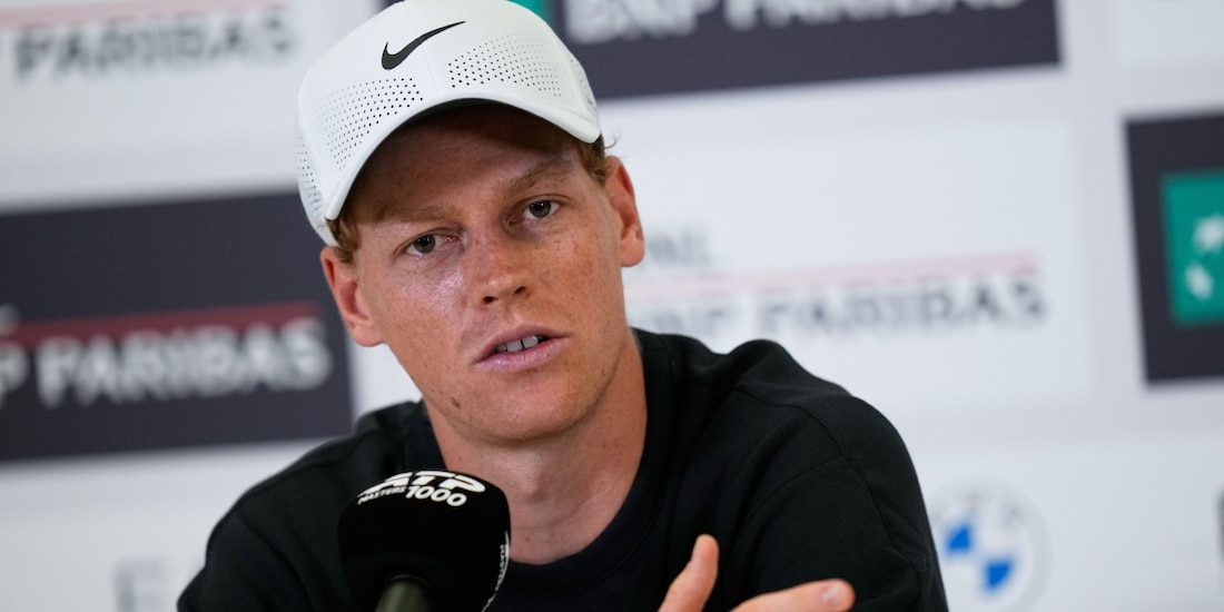 Jannik Sinner en una conferencia en el Abierto de Italia