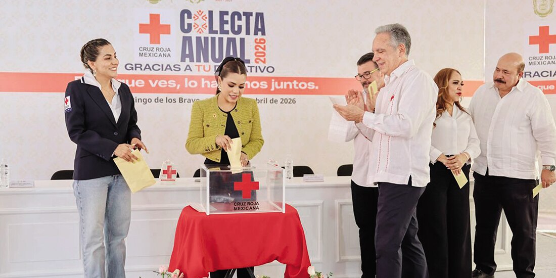 De IZQ. a der.: Liz Salgado, Evelyn Salgado y Eduardo de Agüero, ayer.