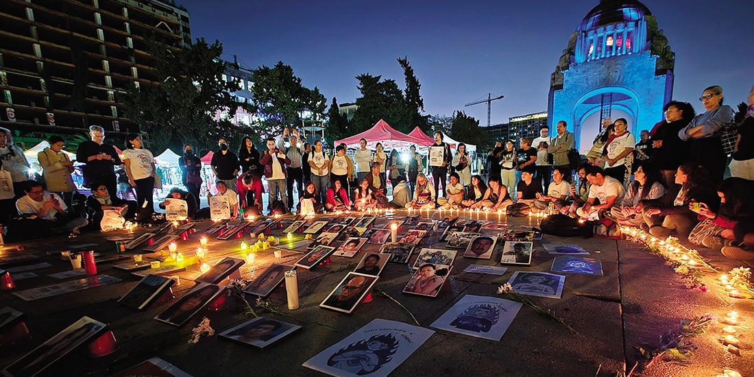 Velada por las personas defensoras asesinadas y desaparecidas, el 21 de febrero.