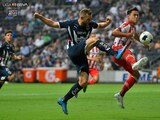 Momento exacto en el que Vincent Jansen dispara para poner el ventaja al Monterrey sobre el Atlético de San Luis.