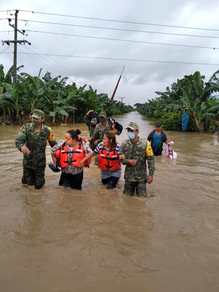 Evacuación en Teapa