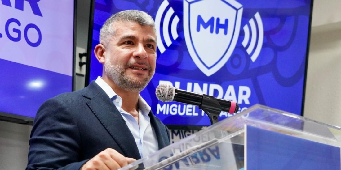 El alcalde Mauricio Tabe encabezó el despliegue de las unidades que patrullarán las calles de las distintas colonias durante este periodo de asueto.