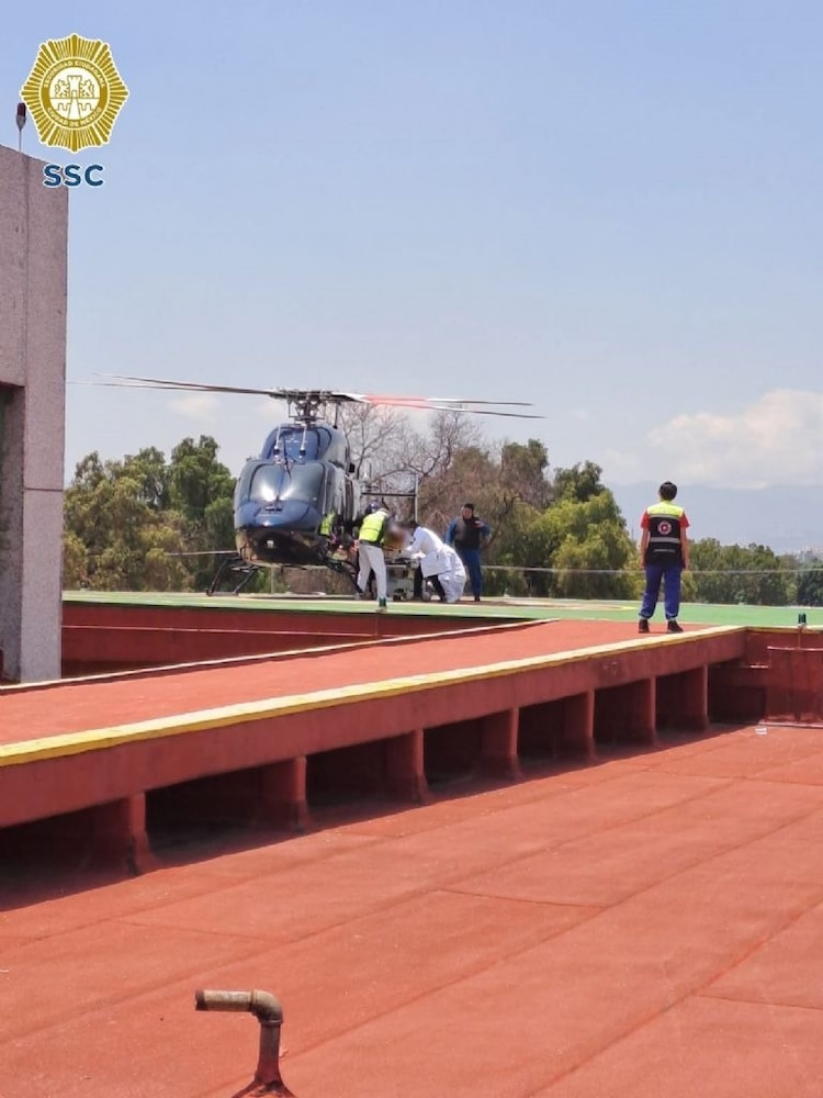 Por la picadura de la víbora de cascabel, la menor de 12 años fue llevada en helicóptero al Hospital General Juárez de México.