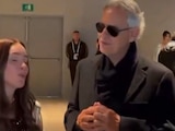 Belinda y Andrea Bocelli cantan Bésame Mucho