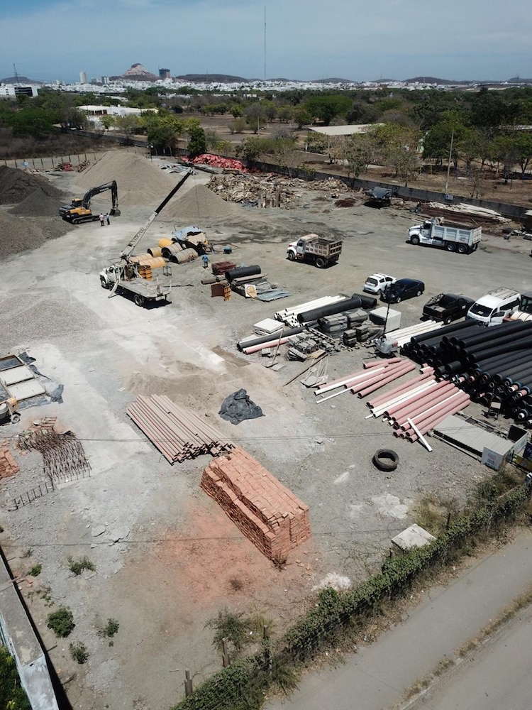 El paso vehicular beneficia el traslado de más de 860 mil habitantes en Sinaloa.