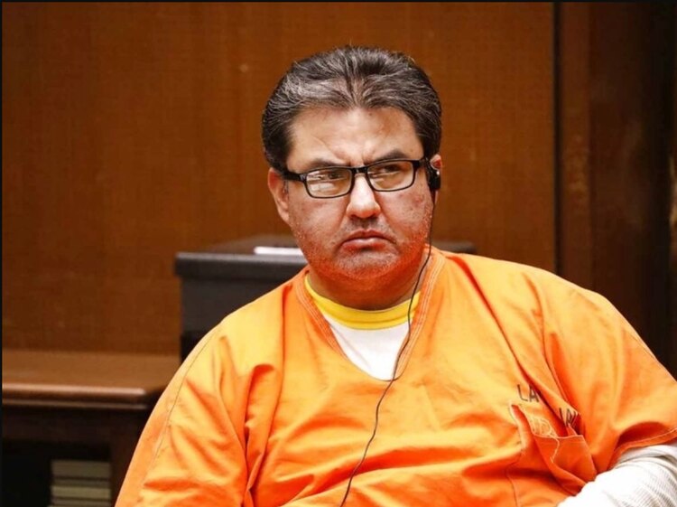 La justicia de Estados Unidos anunció que a través de la Oficina de Investigaciones de Seguridad Nacional (HSI) de Nueva York, inició una investigación contra el líder de la iglesia (en la foto, durante su juicio por pornografía infantil, en 2019) por lavado de dinero.