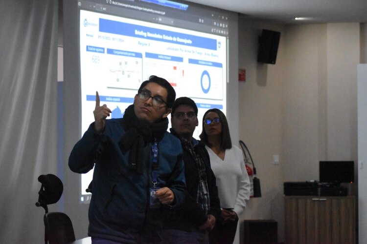 Analistas del C5i reciben capacitación avalada por INFOSPE para reforzar la seguridad en Guanajuato.